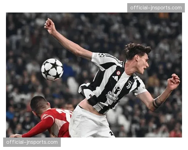 人物通讯：乌迪内斯门将西尔维斯特里，二十年意甲生涯的守门艺术